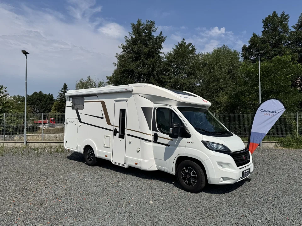 Eura Mobil PT 695 EB