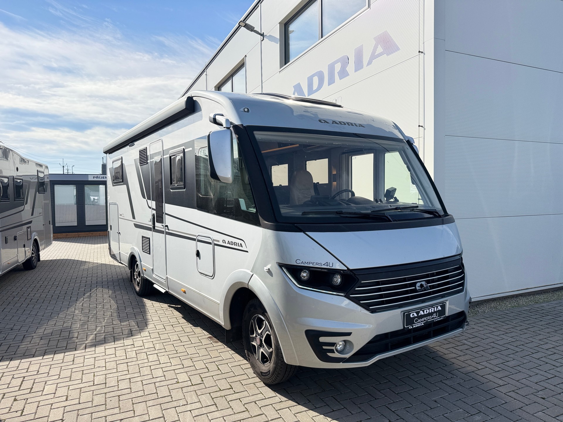 Adria Sonic Supreme 700 DC